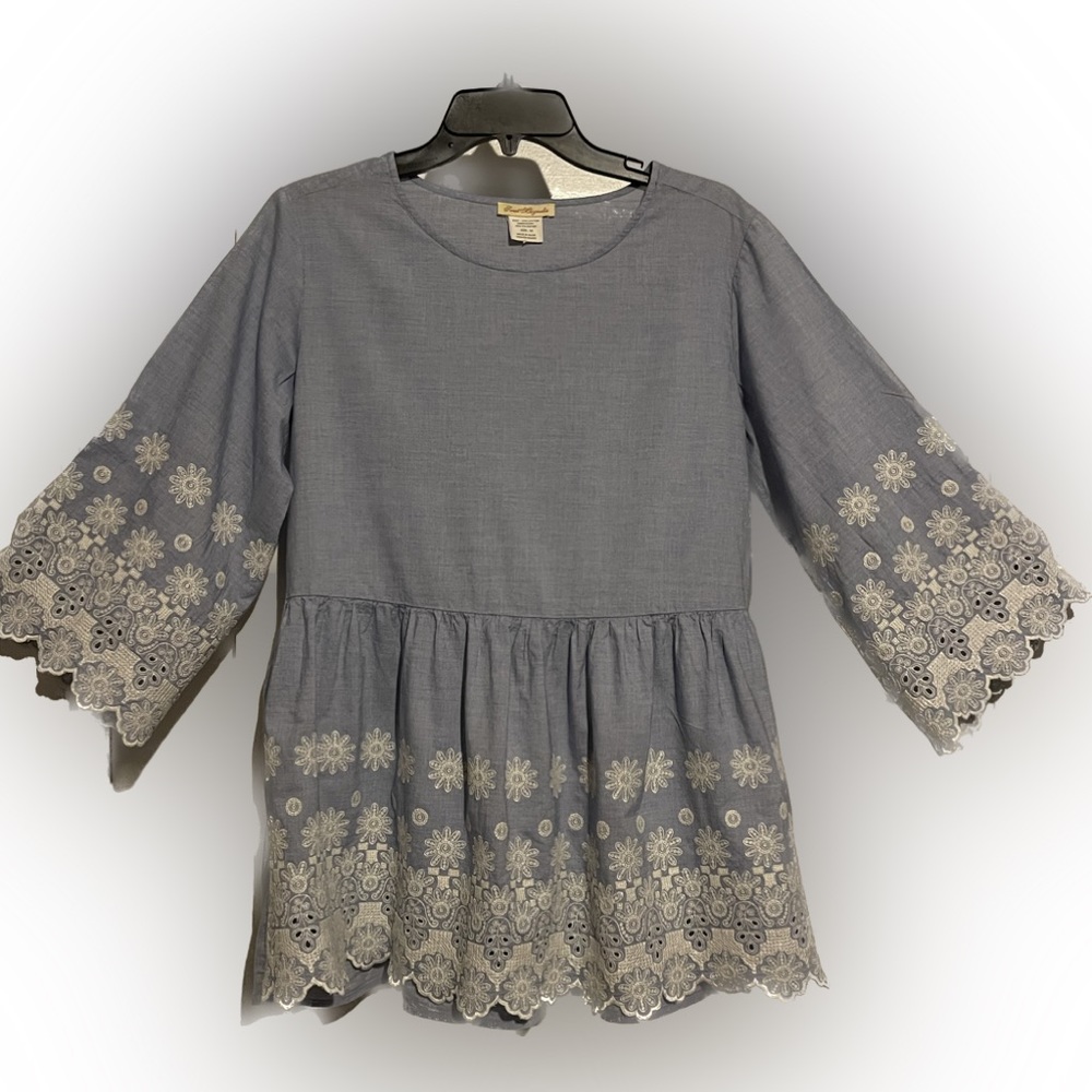 Embroidered 3/4 Sleeve Blouse 100% Cotton by Sweet Magnolia size M